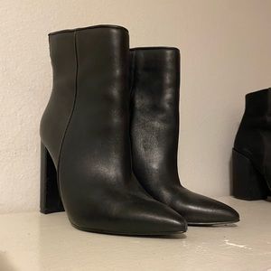 Steve Madden black heel boots